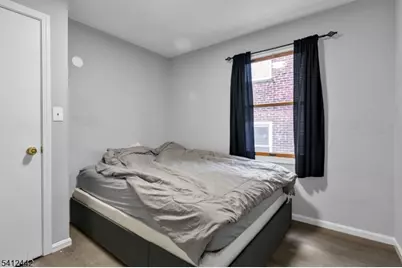 208 E Price St, Linden, NJ 07036 - Photo 22