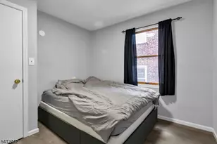 208 E Price St, Linden, NJ 07036 - Photo 22