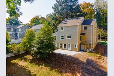 97 Mc Cosh Rd, Clifton, NJ 07043 - Photo 24