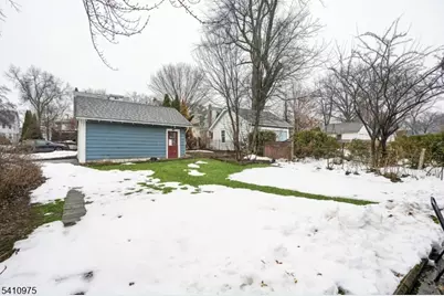 25 Burnett Ter, Maplewood, NJ 07040 - Photo 40