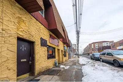 236 S Wood Ave, Linden, NJ 07036 - Photo 4