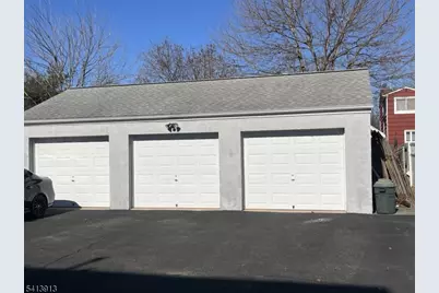 15 Regent St, North Plainfield, NJ 07060 - Photo 2