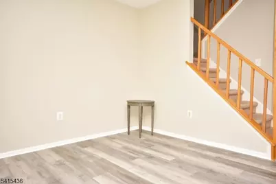 55 Canterbury Cir, Franklin Township, NJ 08873 - Photo 6