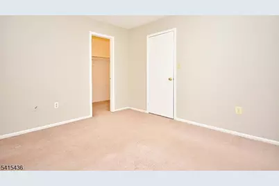 55 Canterbury Cir, Franklin Township, NJ 08873 - Photo 12