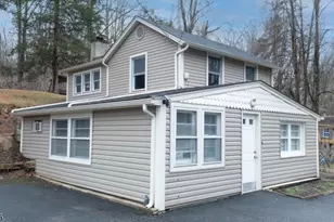 21 Greendale Rd, Andover Township, NJ 07860 - Photo 2