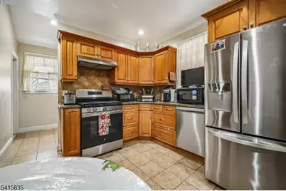 1611 Orchard Ter, Linden, NJ 07036 - Photo 12