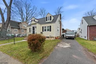 335 Dermody St, Roselle, NJ 07203 - Photo 2