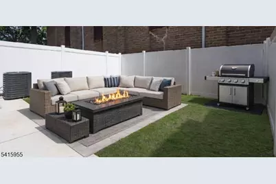 167 Kipp Ave, Hasbrouck Heights, NJ 07604 - Photo 8