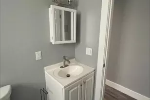 27 Schuyler Terrace, East Orange, NJ 07017 - Photo 2