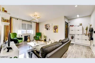 1504 W Terrace Cir #4, Teaneck Township, NJ 07666 - Photo 2