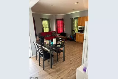 421 Magie Ave, Elizabeth, NJ 07208 - Photo 2