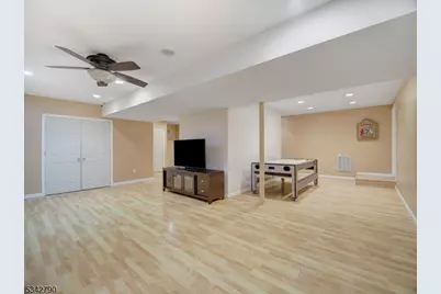 37 Fox Chase Ln, Roxbury Township, NJ 07852 - Photo 34