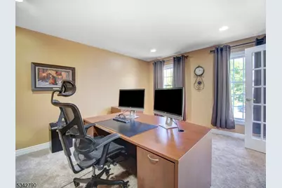 37 Fox Chase Ln, Roxbury Township, NJ 07852 - Photo 8