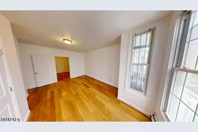 316 Summer Ave, Newark, NJ 07104 - Photo 16