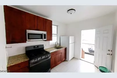 316 Summer Ave, Newark, NJ 07104 - Photo 8