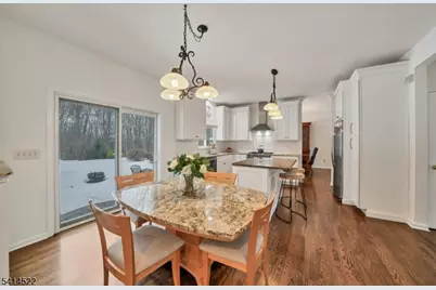 5 Candour Ct, Washington Township, NJ 07853 - Photo 6