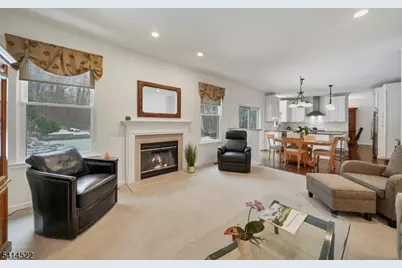 5 Candour Ct, Washington Township, NJ 07853 - Photo 10