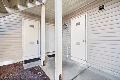 3 Augusta Dr, Clinton Township, NJ 08801 - Photo 16