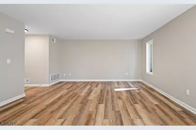 3 Augusta Dr, Clinton Township, NJ 08801 - Photo 8