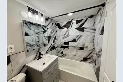 60 Parkway Dr, East Orange, NJ 07017 - Photo 10