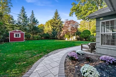 8 Macopin Ave, Montclair, NJ 07043 - Photo 20