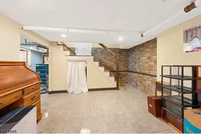 1272 Robinson Ter, Union Township, NJ 07083 - Photo 16