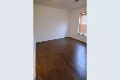 93 Perez Dr, Newark, NJ 07103 - Photo 8