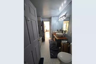 93 Perez Dr, Newark, NJ 07103 - Photo 6