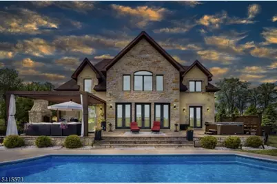 9 Catalina Dr, Byram Township, NJ 07871 - Photo 2