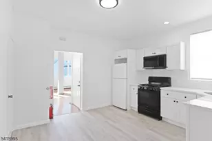 118 Ray St, Garfield, NJ 07026 - Photo 8