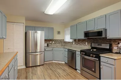 2894 Lenox St, Toms River Township, NJ 08755 - Photo 8