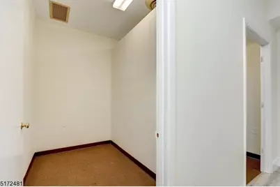 1341 Hamburg Tpke, Wayne, NJ 07470 - Photo 4