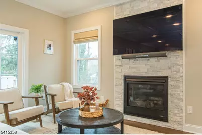 13 Mount Pleasant Pkwy, Livingston, NJ 07039 - Photo 10