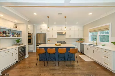 13 Mount Pleasant Pkwy, Livingston, NJ 07039 - Photo 12