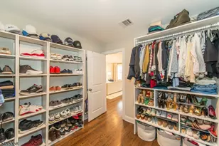 13 Mt Pleasant Pkwy, Livingston, NJ 07039 - Photo 32