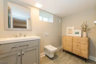 13 Mt Pleasant Pkwy, Livingston, NJ 07039 - Photo 46