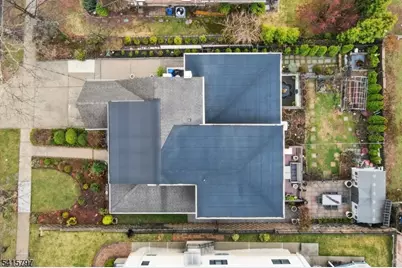 800 Delalla Ter, Ridgefield, NJ 07657 - Photo 34