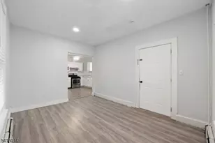 580 Monroe Ave, Elizabeth, NJ 07201 - Photo 2