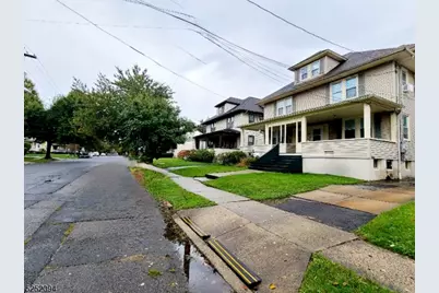 254 W Franklin St #2, Bound Brook, NJ 08805 - Photo 18