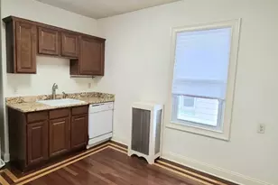 254 W Franklin St, Bound Brook, NJ 08805 - Photo 10