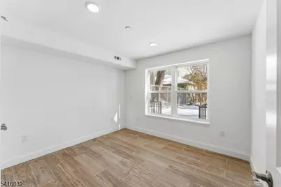 106 Columbia Ave, Newark, NJ 07106 - Photo 6