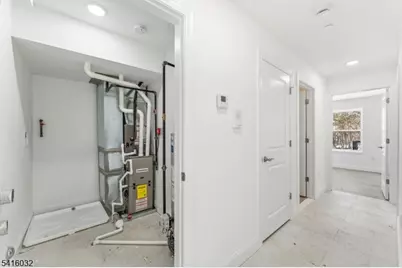 106 Columbia Ave, Newark, NJ 07106 - Photo 8