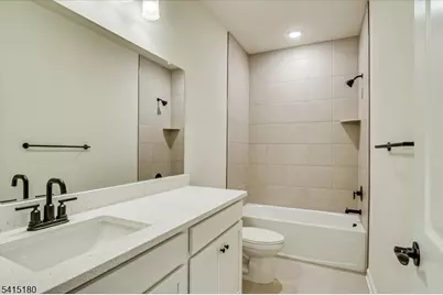 624 Sadie Cir, New Brunswick, NJ 08901 - Photo 28