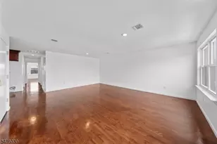 335 S 20th St, Newark, NJ 07103 - Photo 4