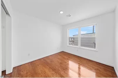 335 S 20th St, Newark, NJ 07103 - Photo 10