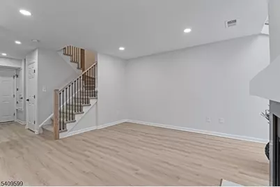 12 Encampment Drive, Bedminster Township, NJ 07921 - Photo 6