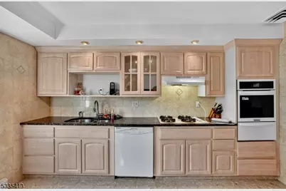 2636 Frederick Ter, Union Township, NJ 07083 - Photo 12