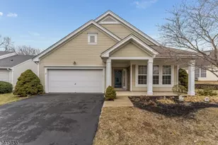 2 Homestead Ct, White Township, NJ 07823 - Photo 1