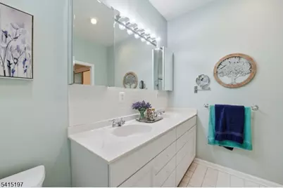 27 Chandler Ct, Monroe Township, NJ 08831 - Photo 36