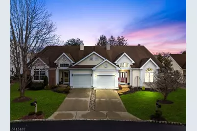 27 Chandler Ct, Monroe Township, NJ 08831 - Photo 1